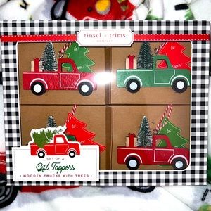 NIB 🎅🏾 wood gift topper 4 pc NEW Tinsel & Trims Company trucks with trees🌲